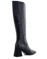 Vagabond  Shoemakers Hedda