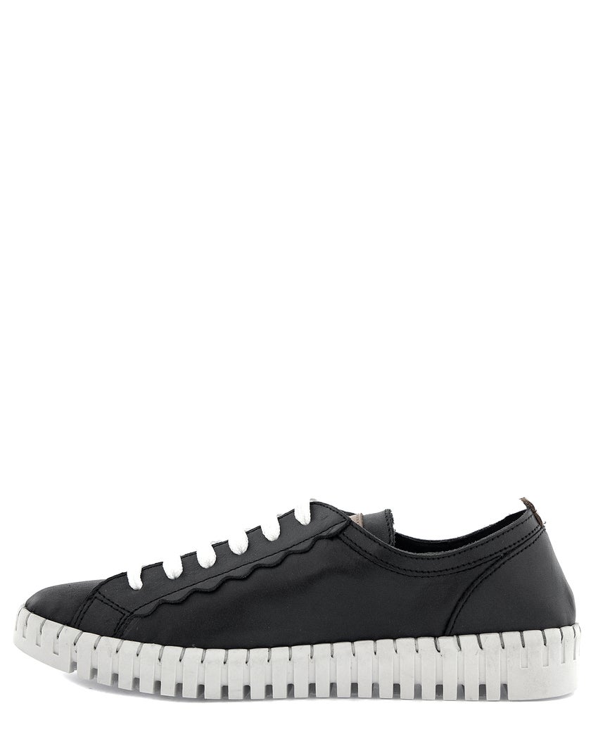 Ella of Sweden Sneaker
