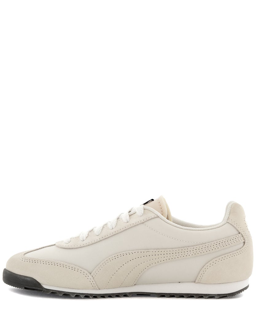 Puma Nude Sneakers