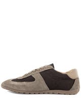 Foot News Sneaker